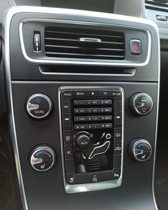 Volvo V60 cena 38900 przebieg: 253300, rok produkcji 2012 z Rybnik małe 92